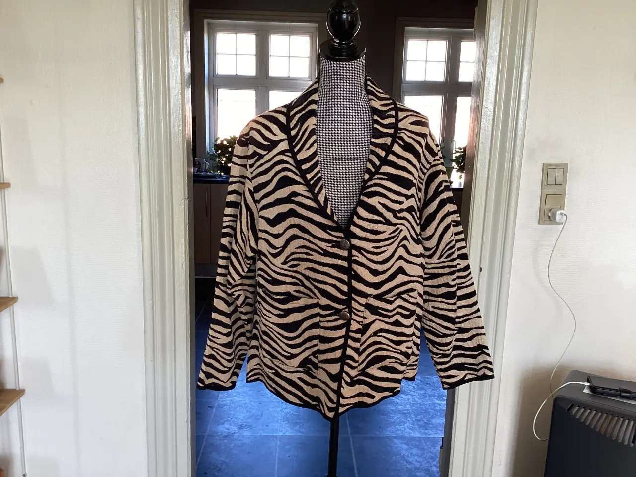 Billede 16 - Jakker. Str: 44-46-XL- XXL