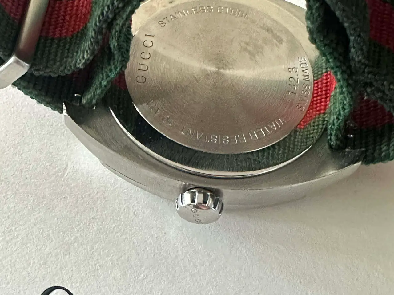 Billede 4 - Gucci armbåndsur med rød/grøn rem.