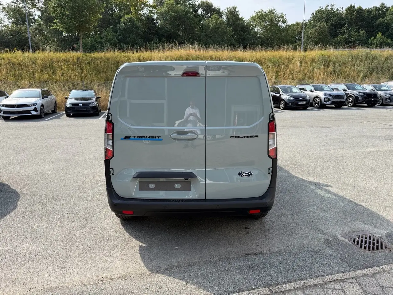 Billede 8 - Ford E-Transit Courier 43 Limited