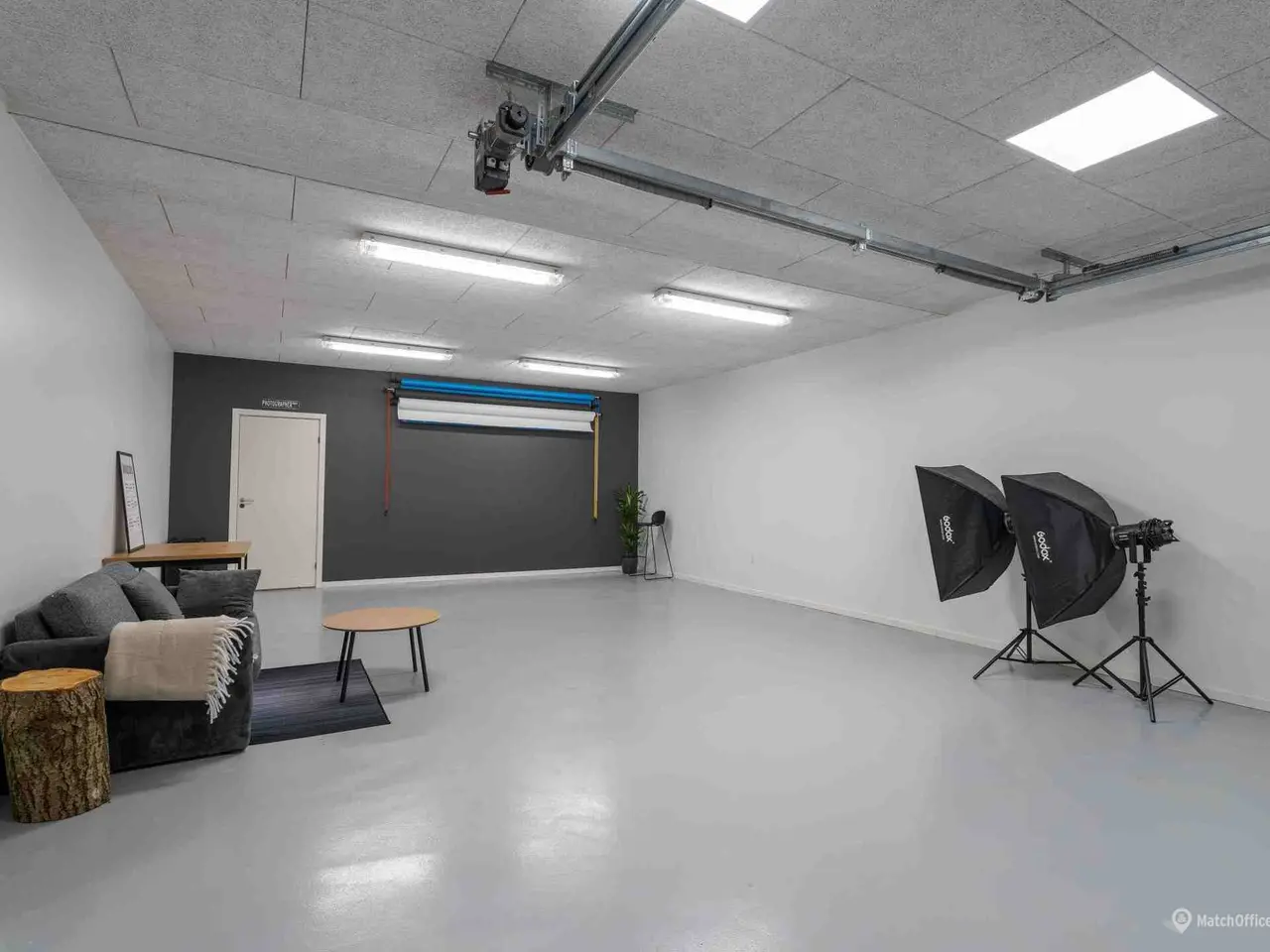 Billede 3 - Lager med port samt ét kontor
