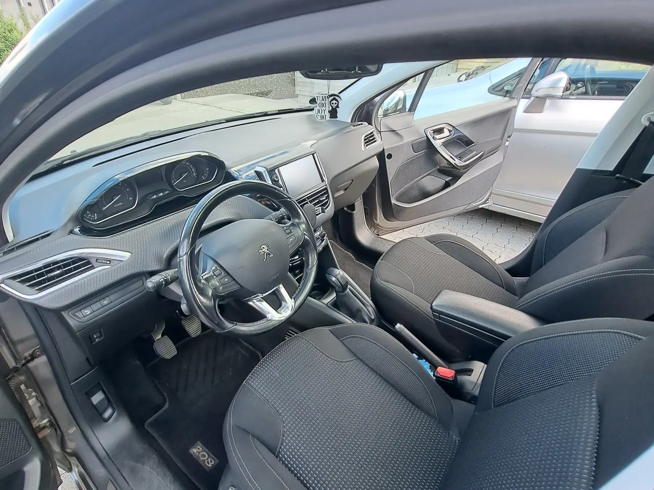 Billede 6 - Peugeot 208 1.6 2018 allure sky