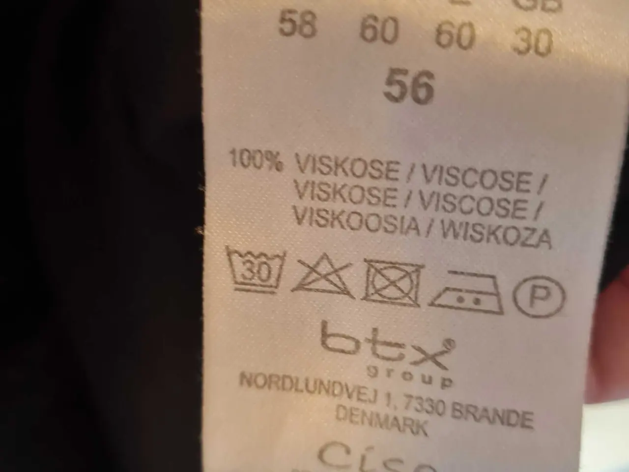 Billede 4 - Ciso skjorte str 56