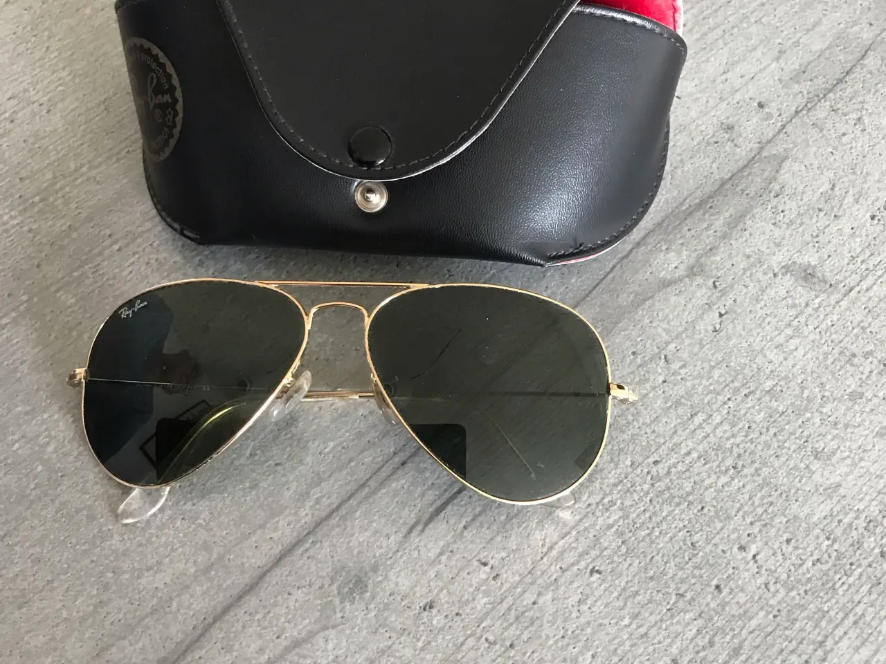 Billede 1 - Ray-Ban herre solbrille med etui