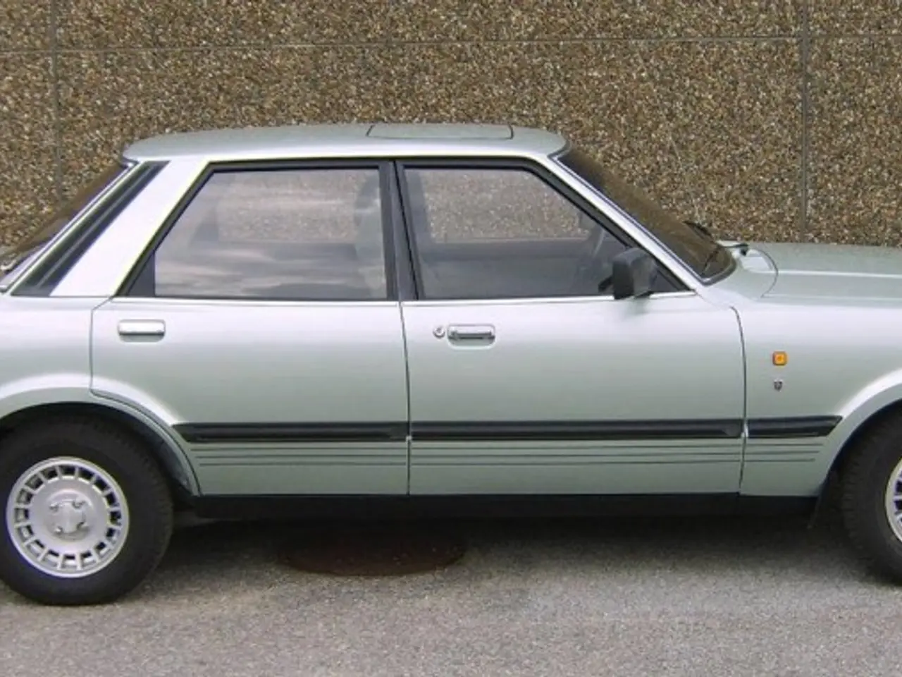 Billede 1 - Købes: Ford Taunus årg. 82
