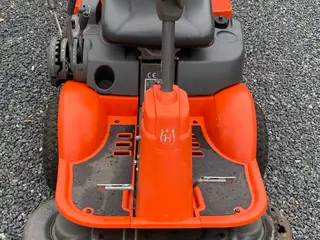 Husqvarna Rider R11 R - 4