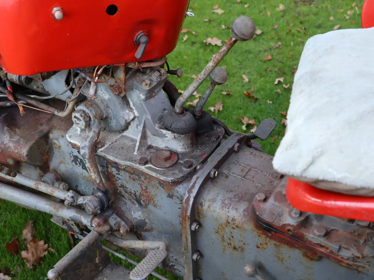 Billede 11 - Massey Ferguson 35. Benzin.