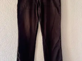 Brune Wrangler Jeans. Model Texas. (W34/L34)