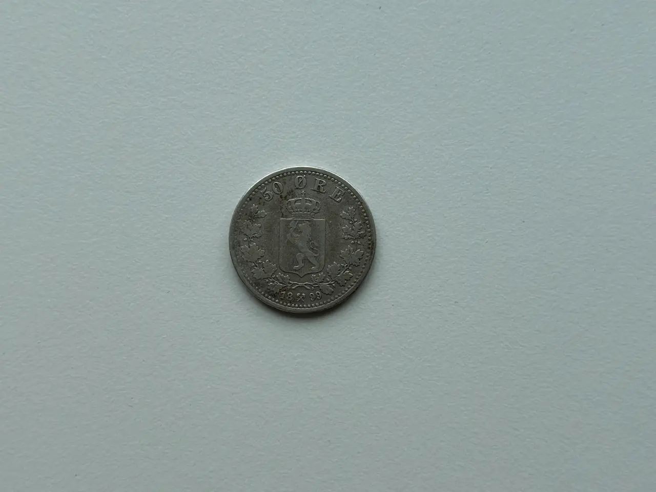 Billede 1 - Norsk 50 øre sølvmønt 1899 – Oscar II – kvalitet 1