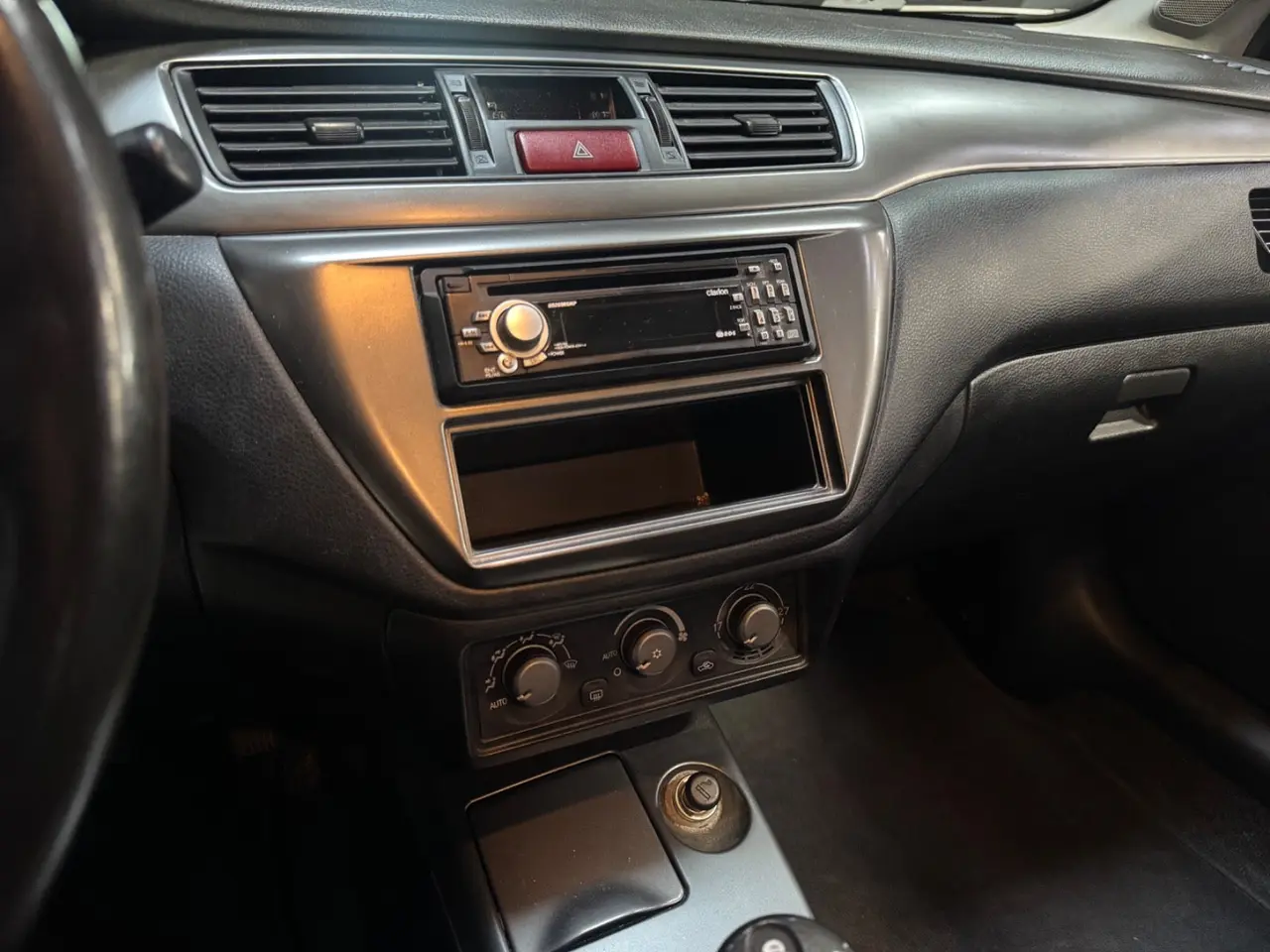 Billede 8 - Mitsubishi Lancer 1,6 Invite