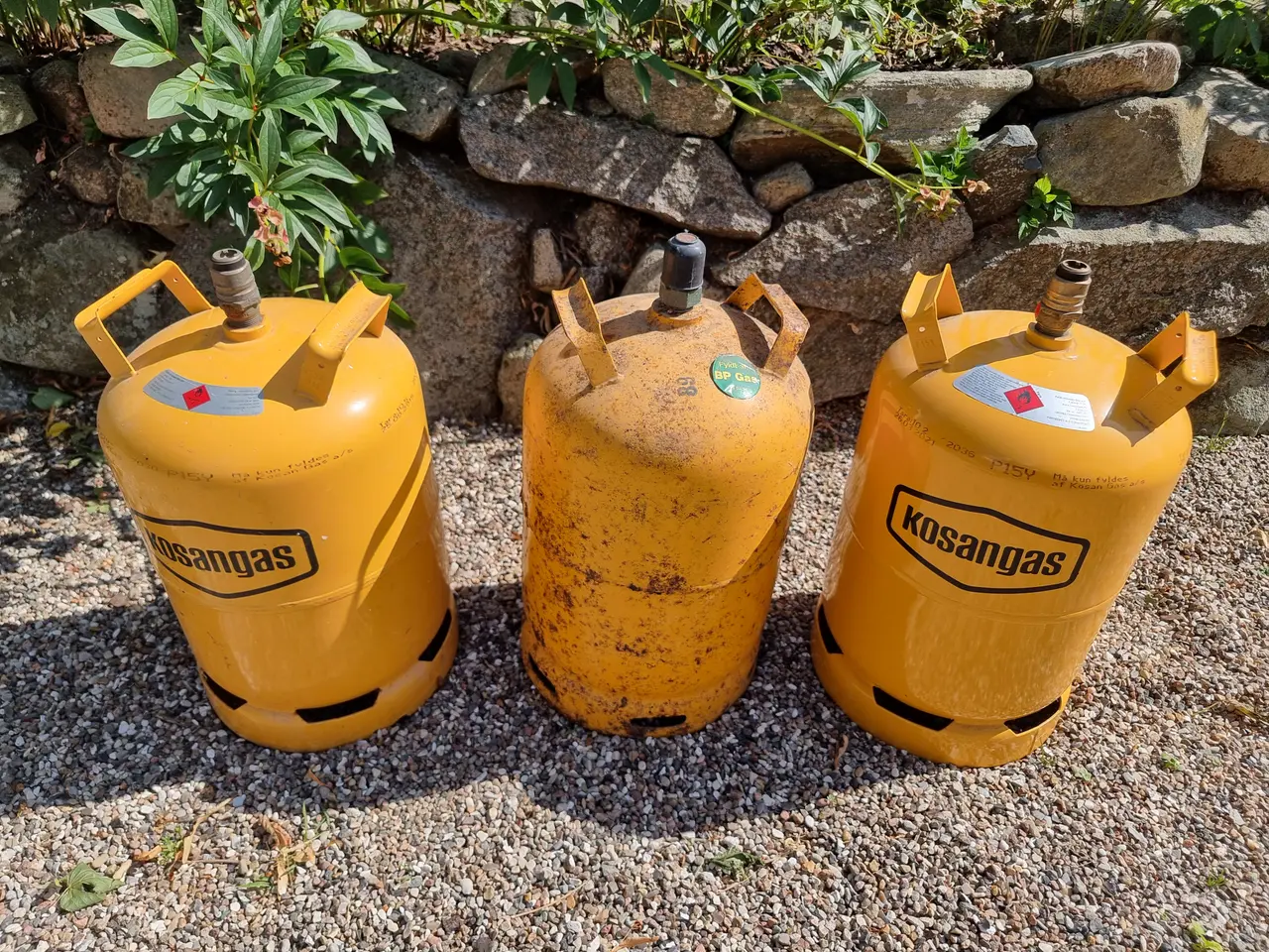 Billede 1 - 3 stk. 11 kg gas flasker. Tomme.