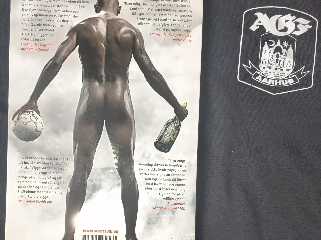 Billede 4 - AGF TSHIRT STR. L OG DAVID NIELSEN "SORTE SVIN"
