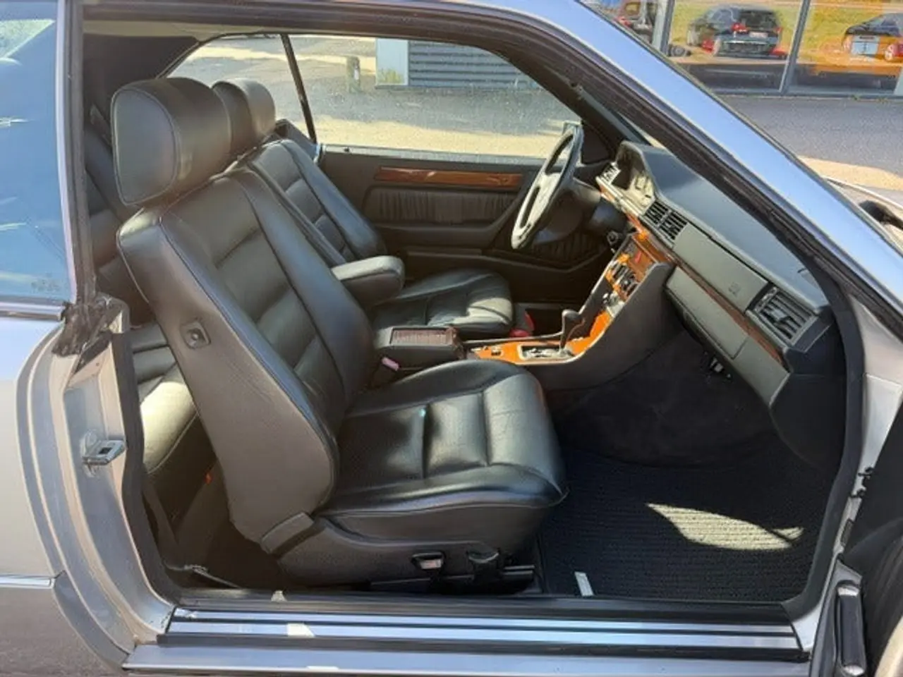 Billede 9 - Mercedes 220 E 2,2 aut.