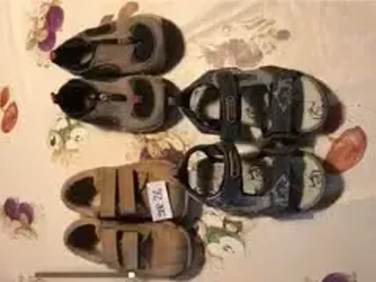 Billede 2 - Sandaler, sko og gun je