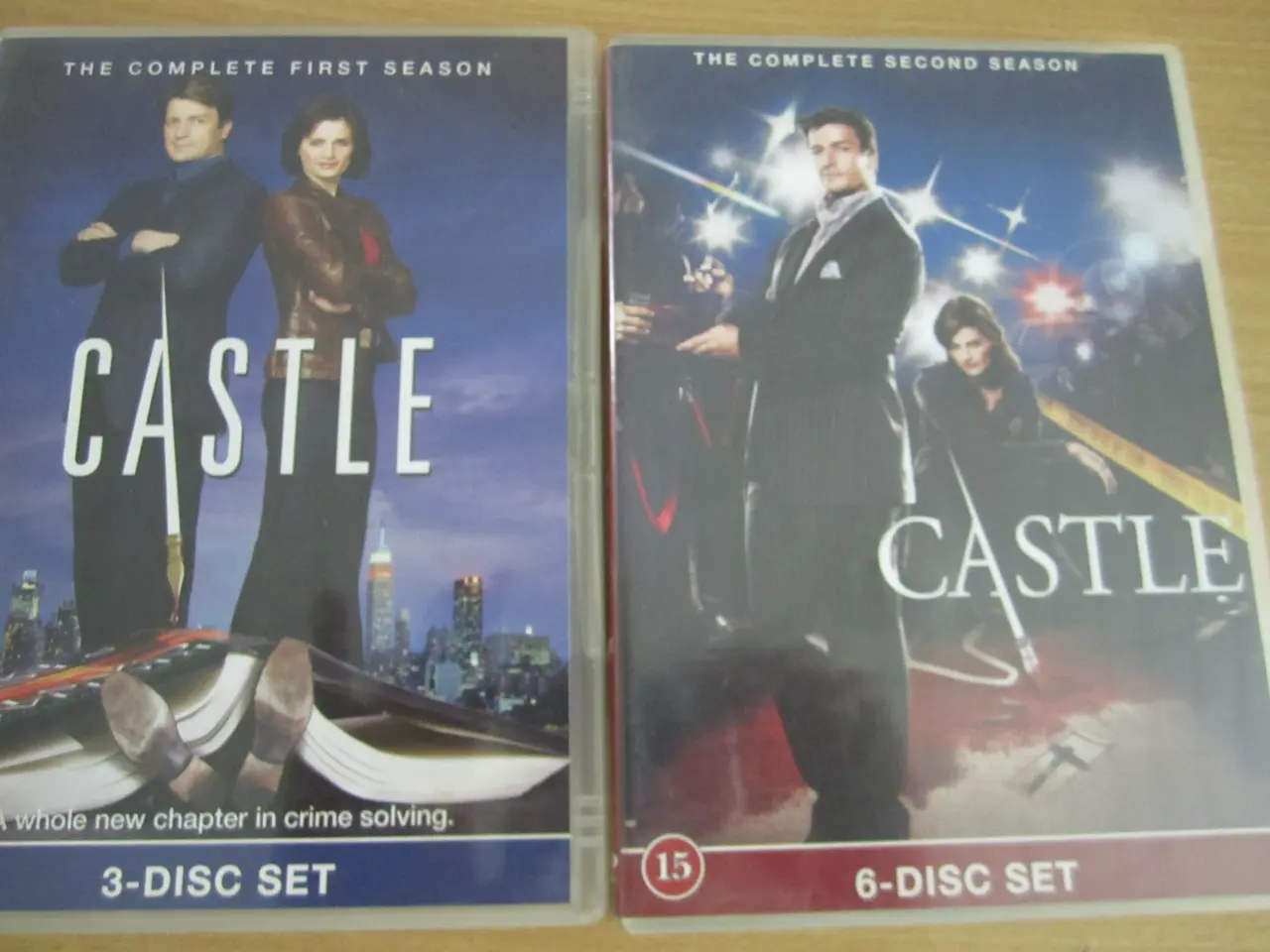 Billede 2 - CASTLE. 4 x Bokse.