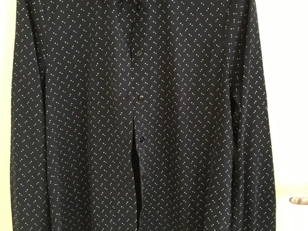 Billede 1 - Navy med prikker Vero moda str. M