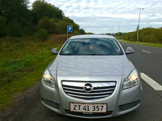 Opel Insignia lav km og billigst i markedet