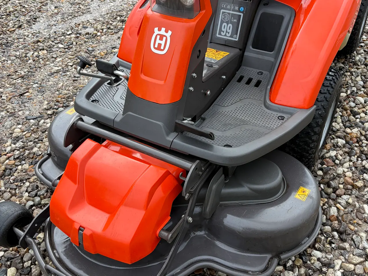 Billede 4 - Husqvarna R216T AWD