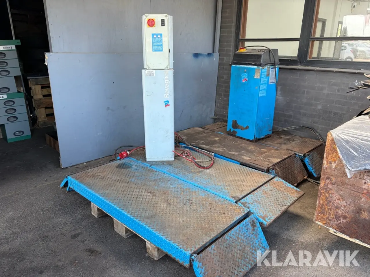 Billede 1 - Sakselifte Ravaglioli 3000 Kg 2 styk.