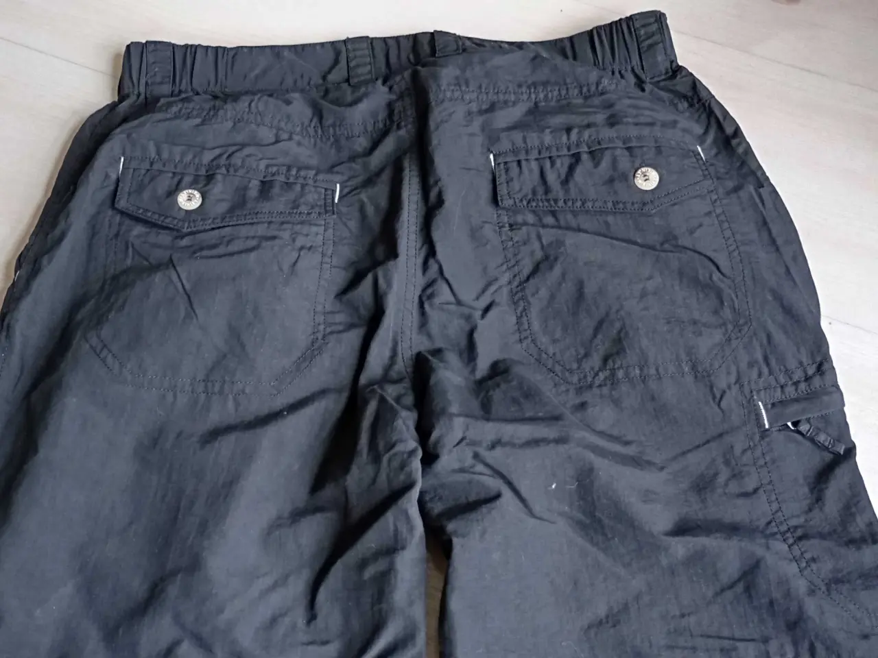 Billede 8 - Fritidsbukser / shorts. McKinley.Zip off