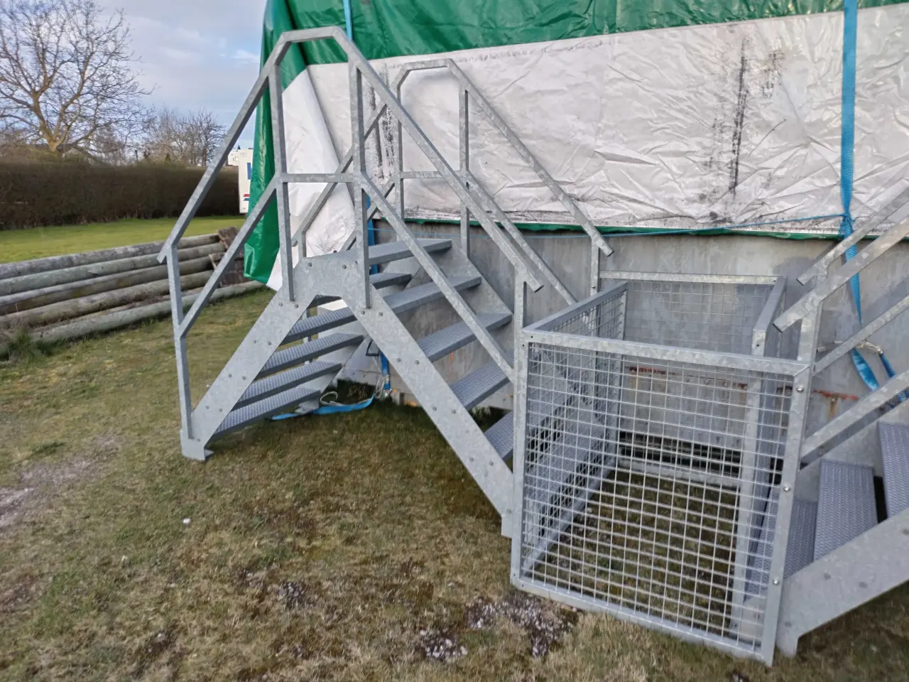 Billede 3 - Varmt Galvaniserede trapper