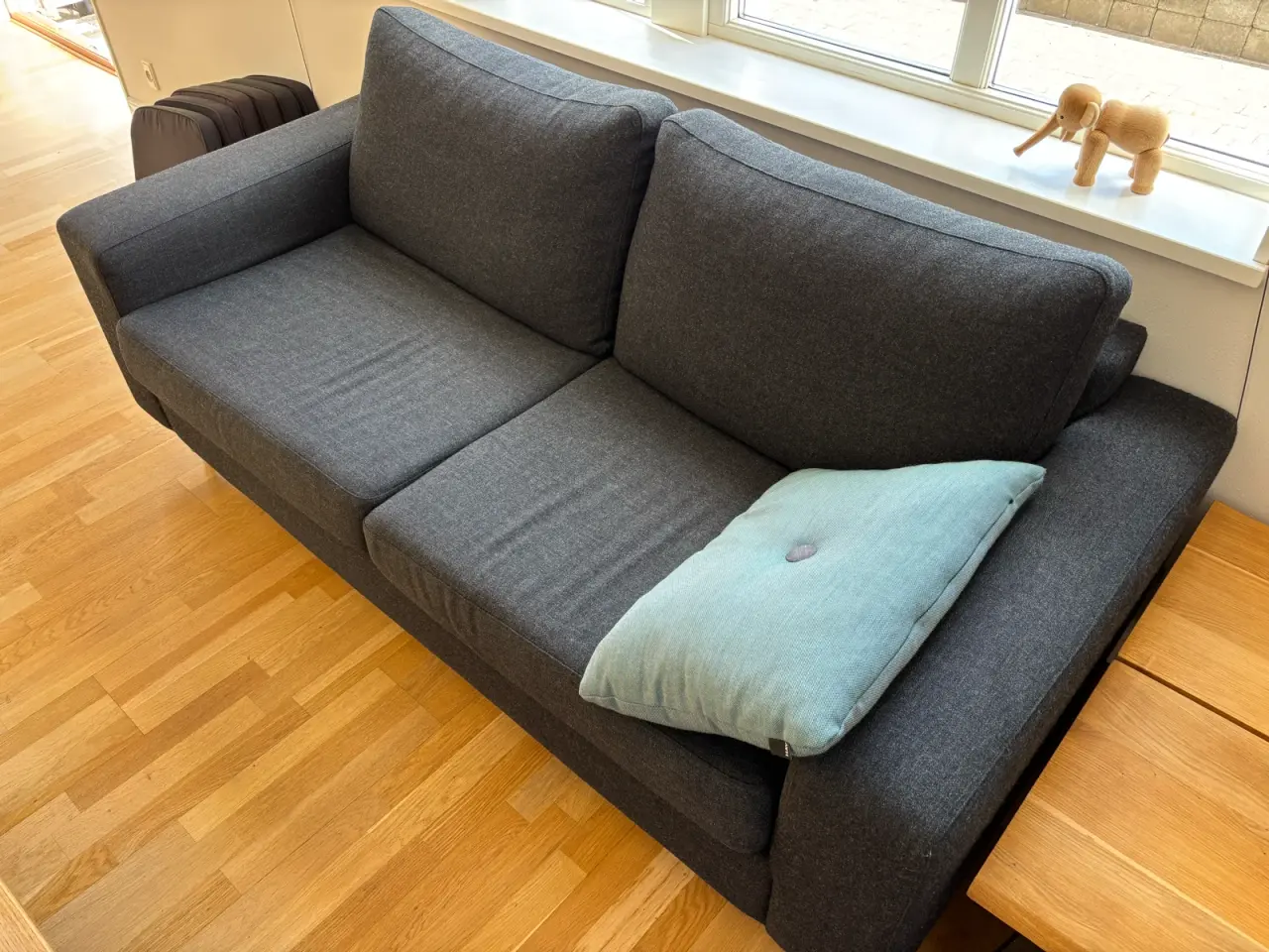 Billede 2 - Bolia 2’s-personers sofa i grå