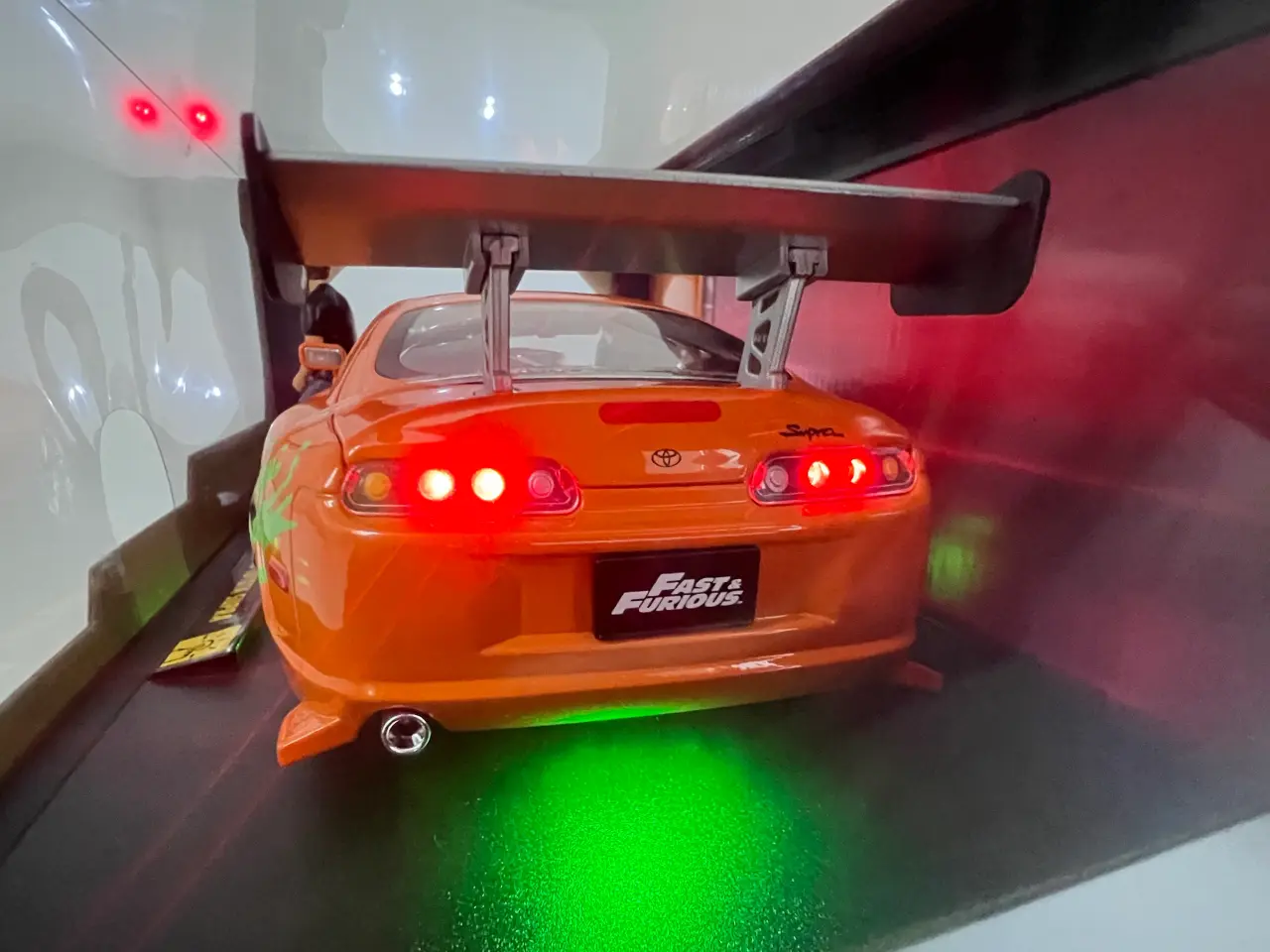 Billede 4 - Fast and Furious Toyota Supra "Paul Walker" 1:18