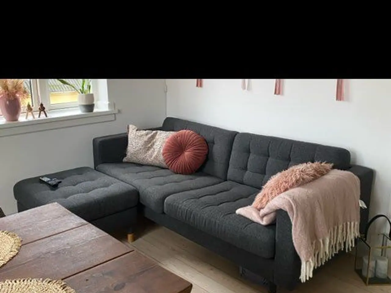 Billede 2 - 3 personers sofa med taburet / puff