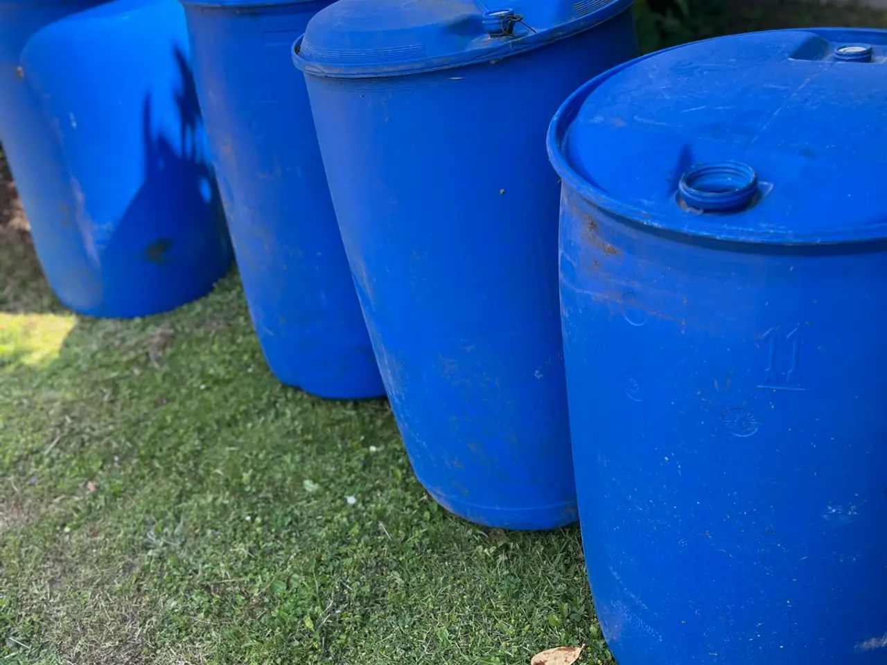 Billede 1 - Plasttønder