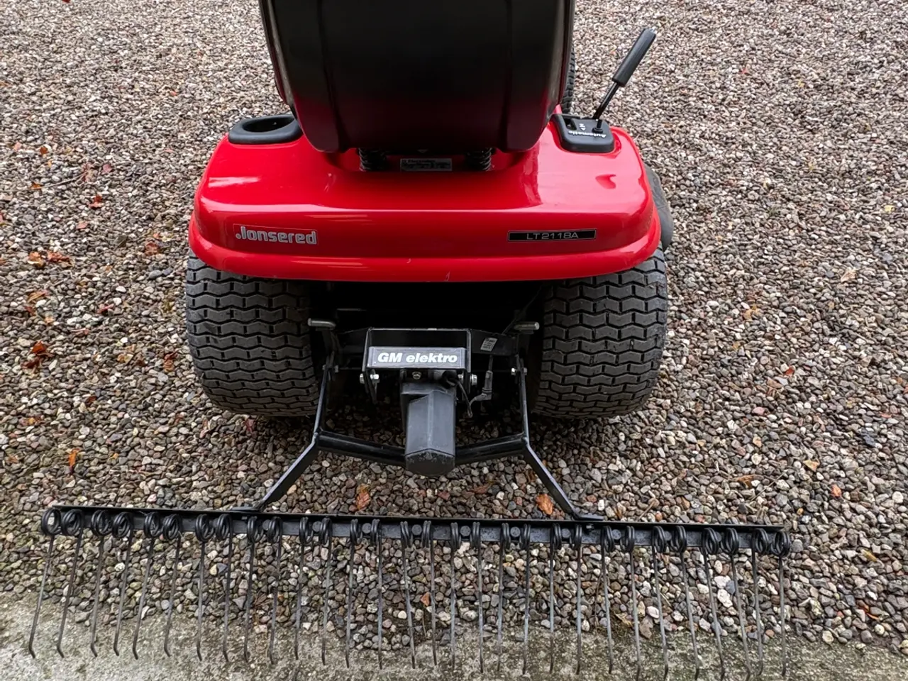 Billede 2 - Jonsered LT 2118 A med 42’’ klipper.