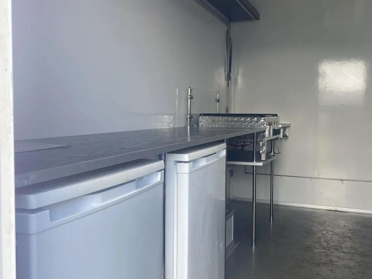 Billede 8 - FOODTRAILER MED ALT INVENTAR – START DIT EGET STRE