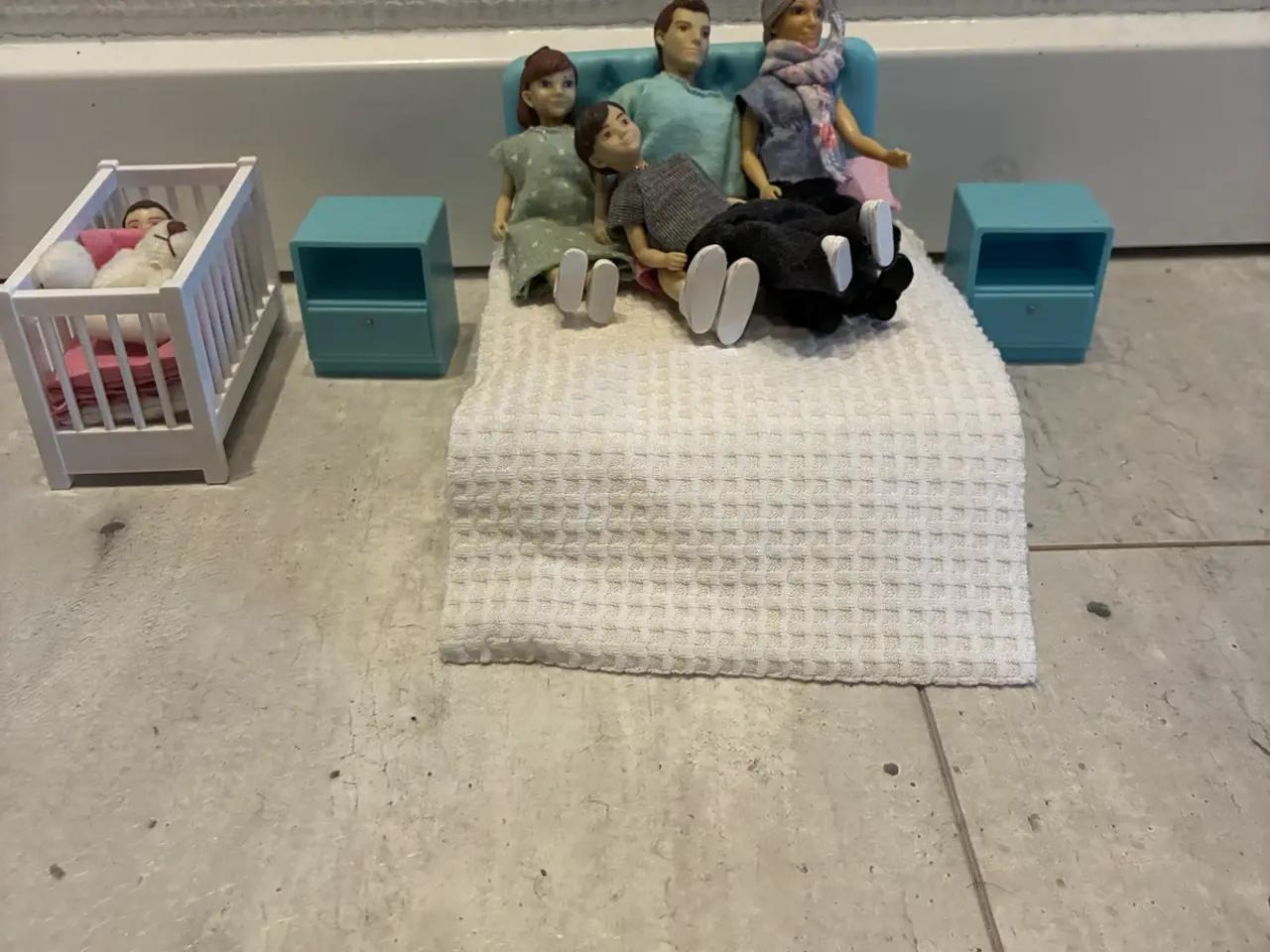 Billede 5 - Møbler til Lundby Dukkehus