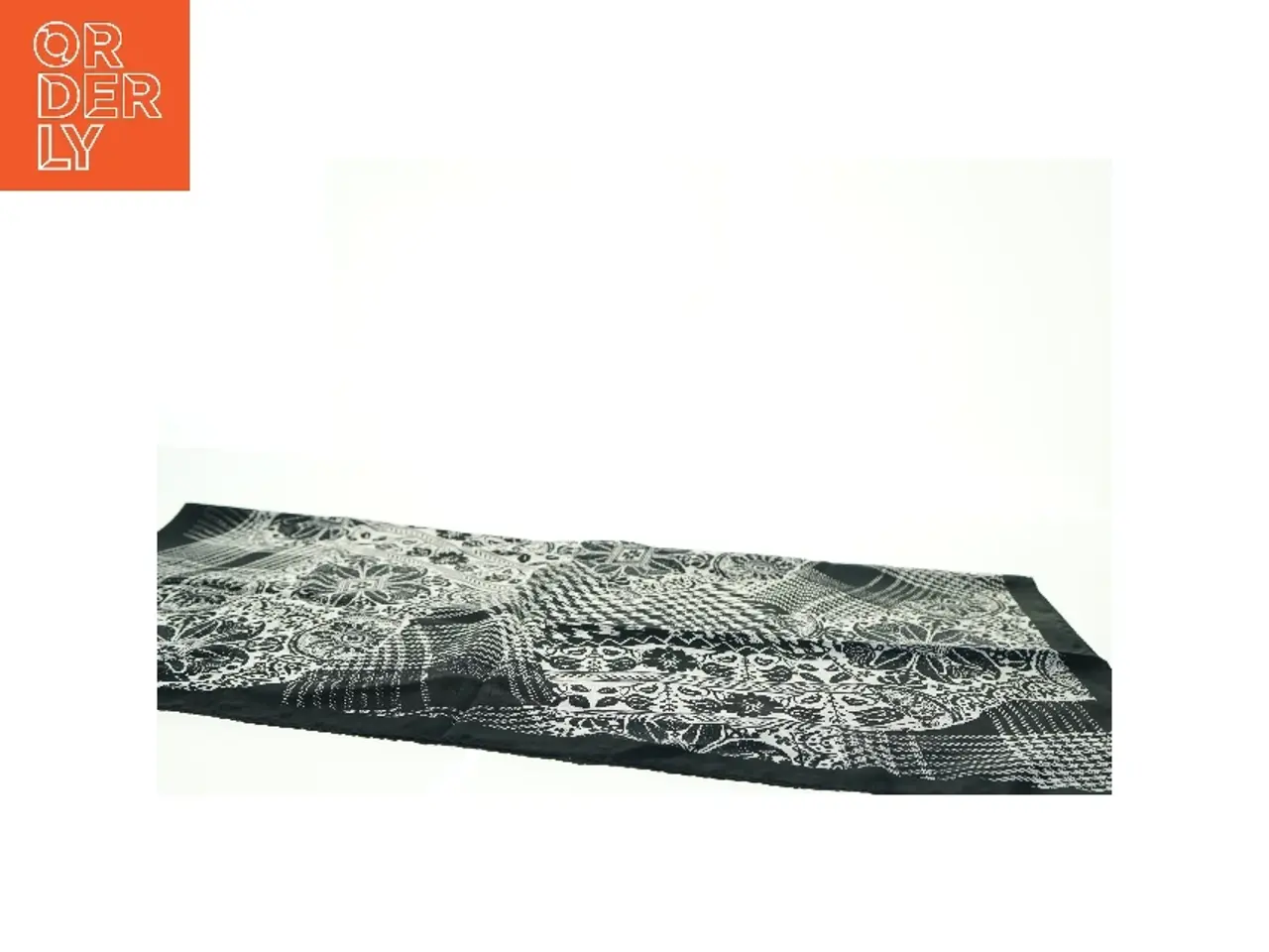 Billede 6 - Sort og hvidt mønstret tørklæde (str. 87 x 90 cm)