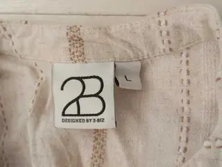 2-Biz. Skjorte bluse i hør lignende stof