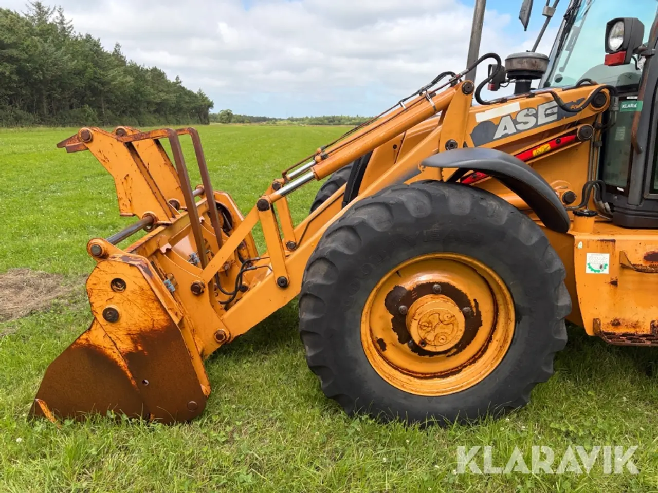 Billede 12 - Rendegraver CASE 695 SM - hydraulisk sideforskydning og ekstra skovle