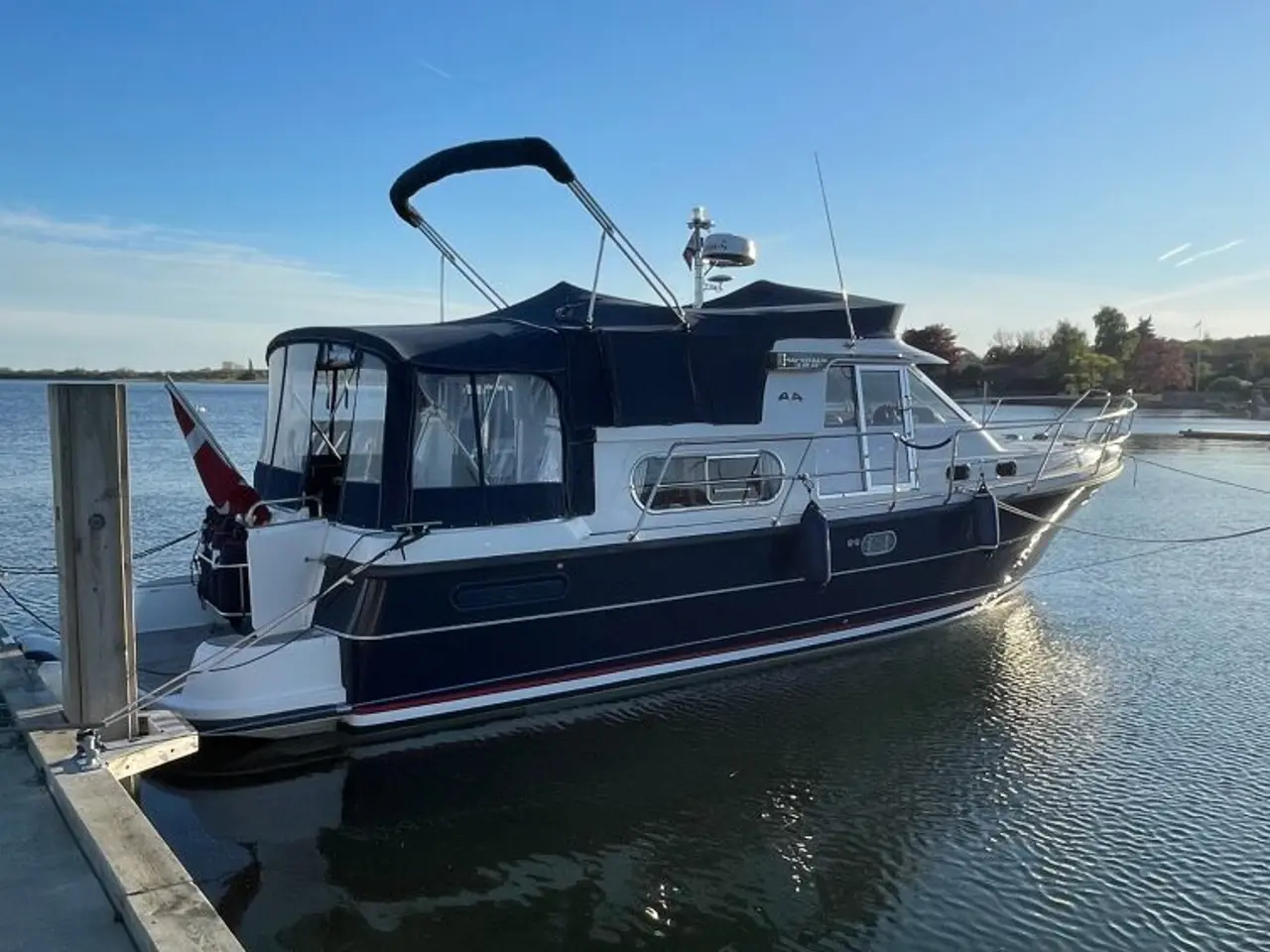 Billede 1 - Nimbus 380 Commander