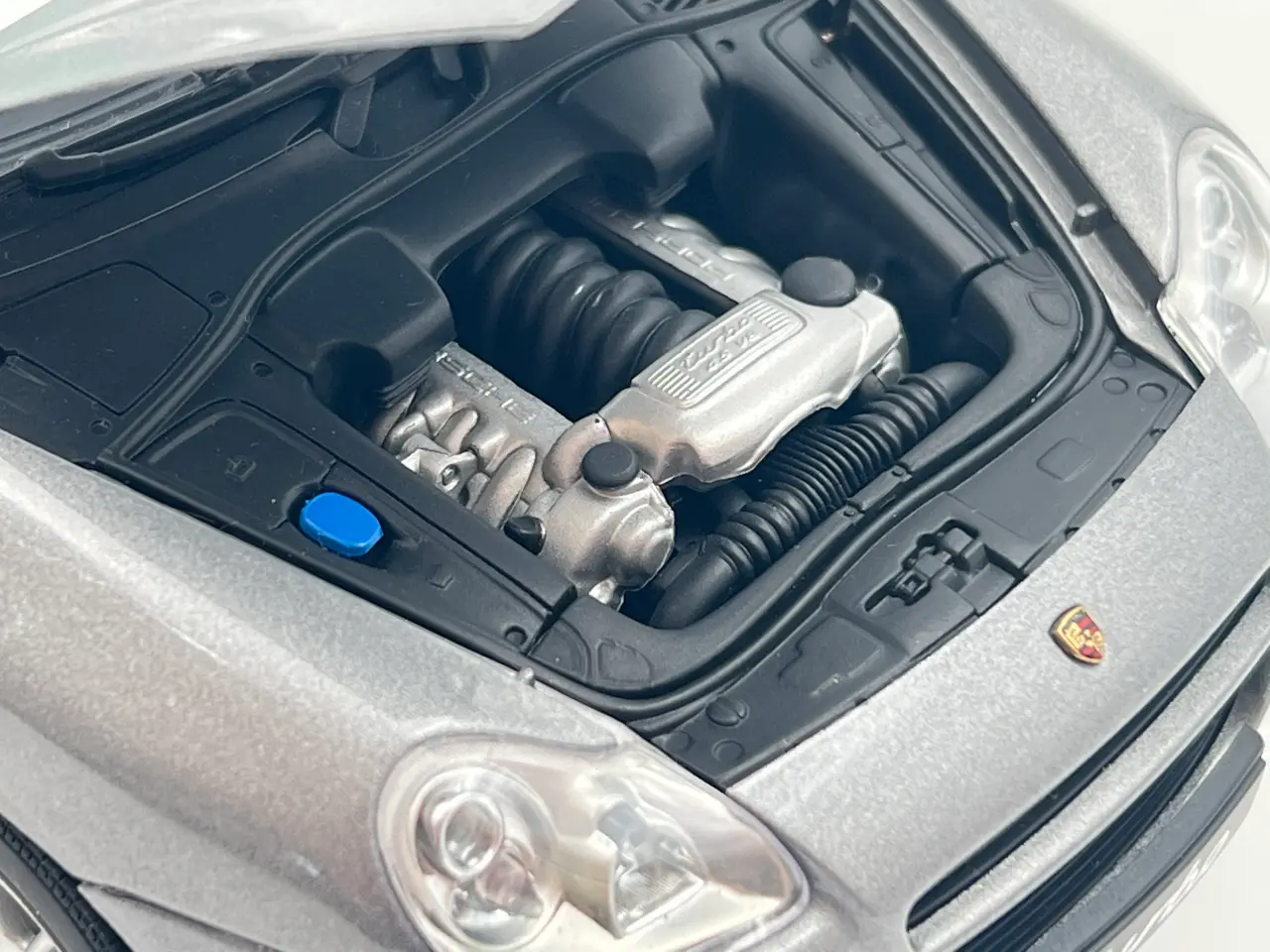 Billede 6 - 2003 Porsche Cayenne Turbo - AUTOart - 1:18