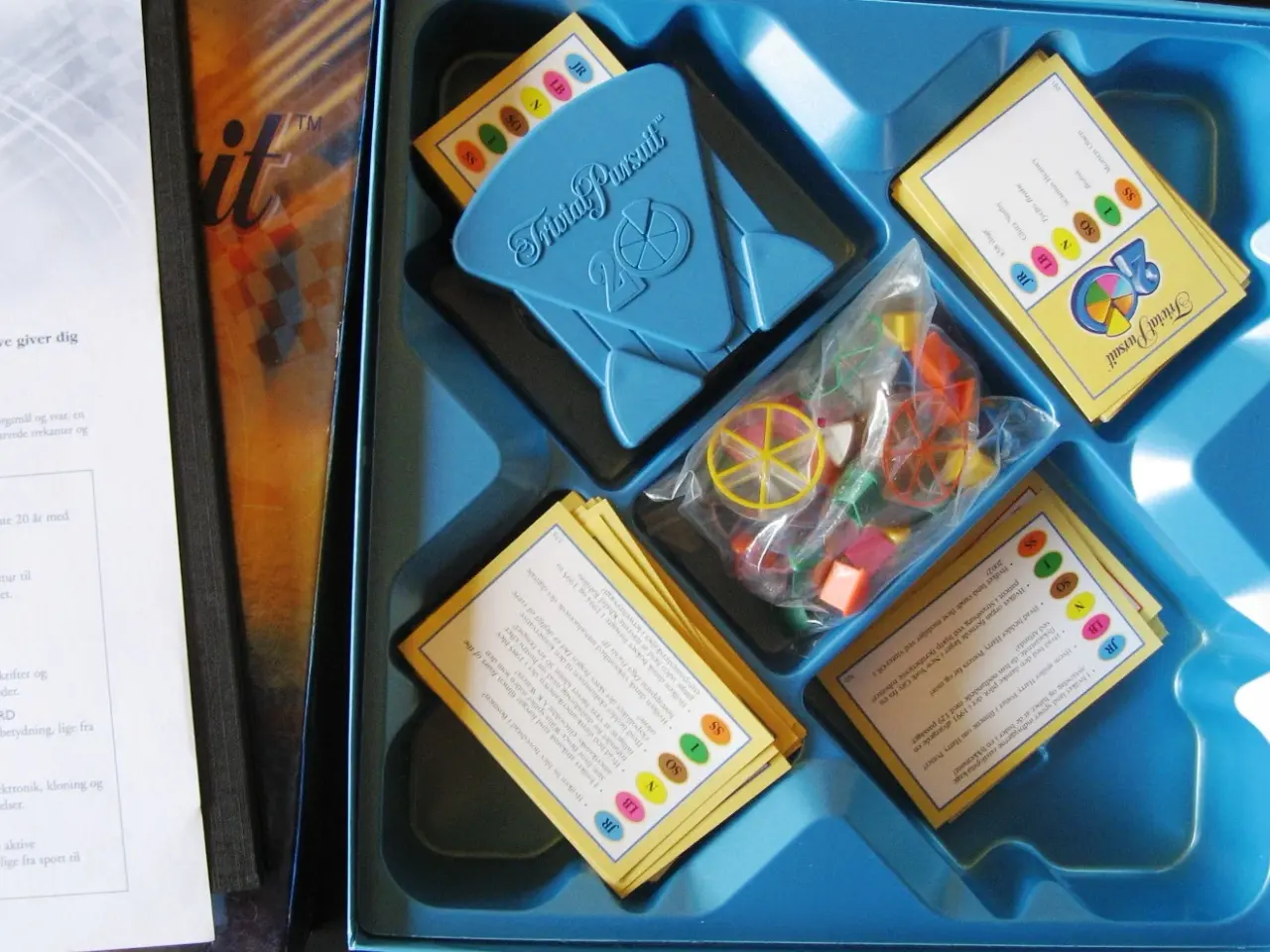 Billede 3 - Trivial Pursuit 20 års jubilæum