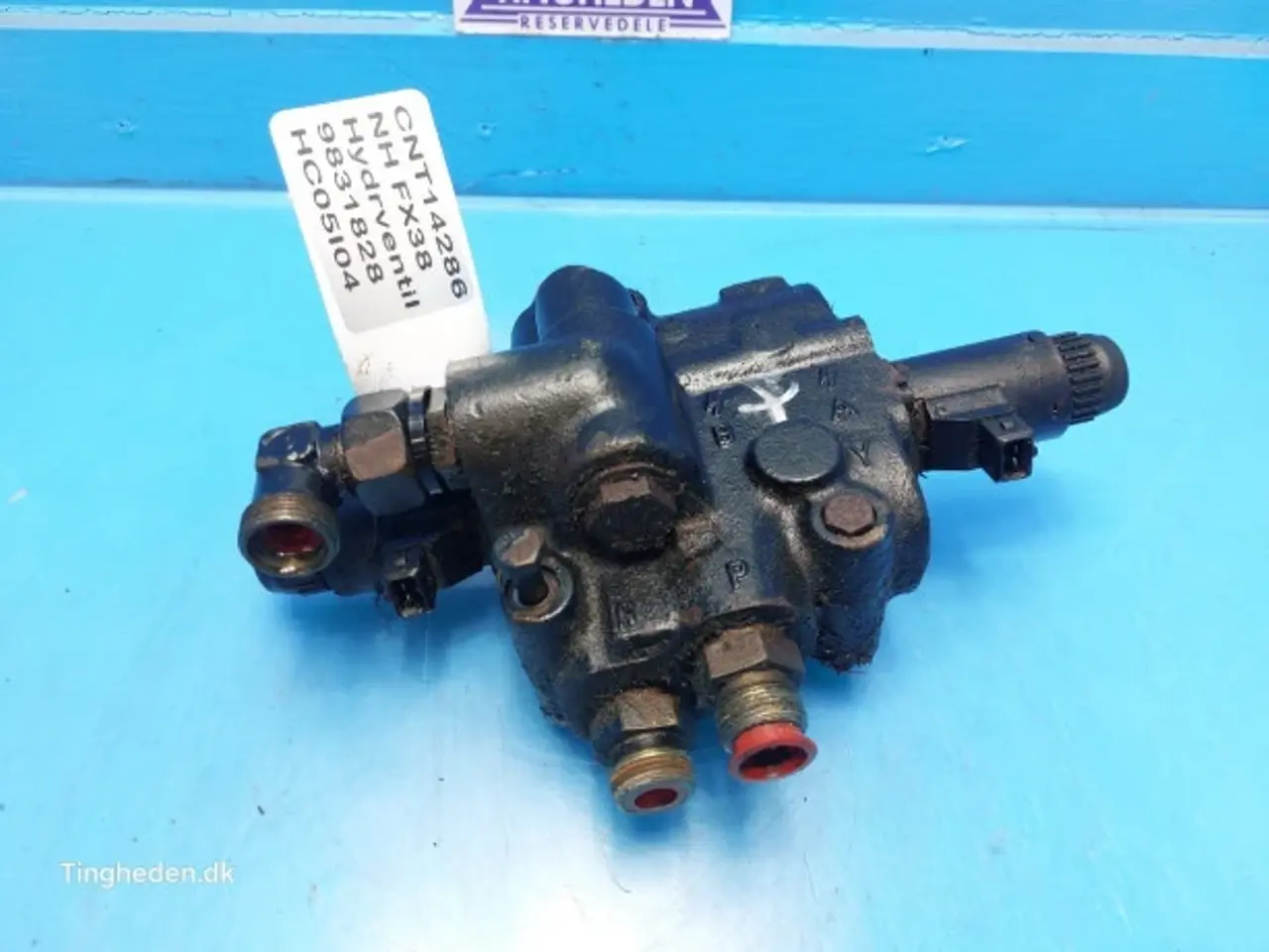 Billede 6 - New Holland FX38 Hydraulikventil 9831828