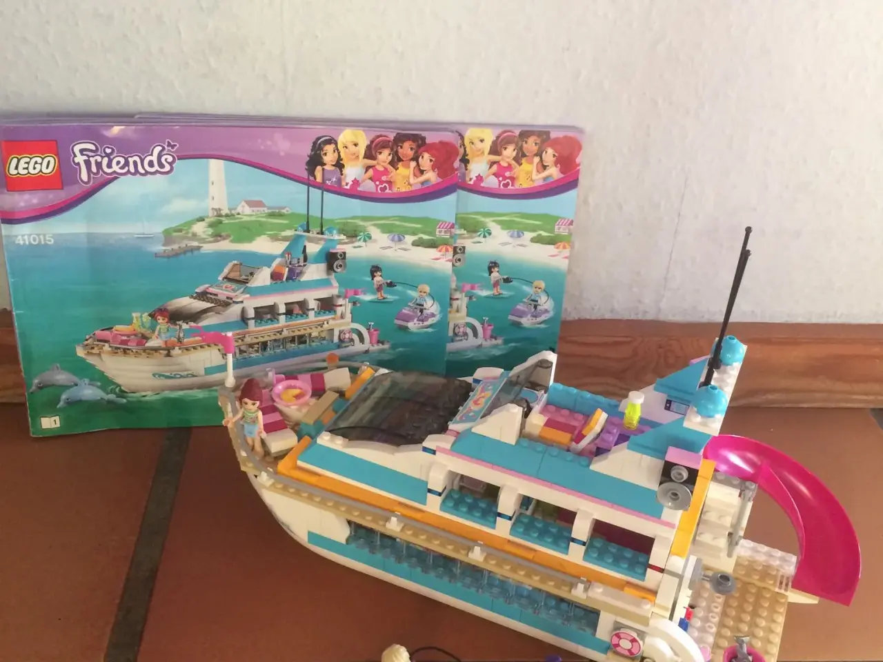 Billede 1 - Lego Friends: Dolphin Cruiser (41015)