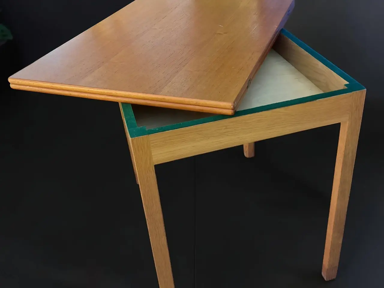 Billede 1 - Nedsat multifunktionsbord i teak/eg