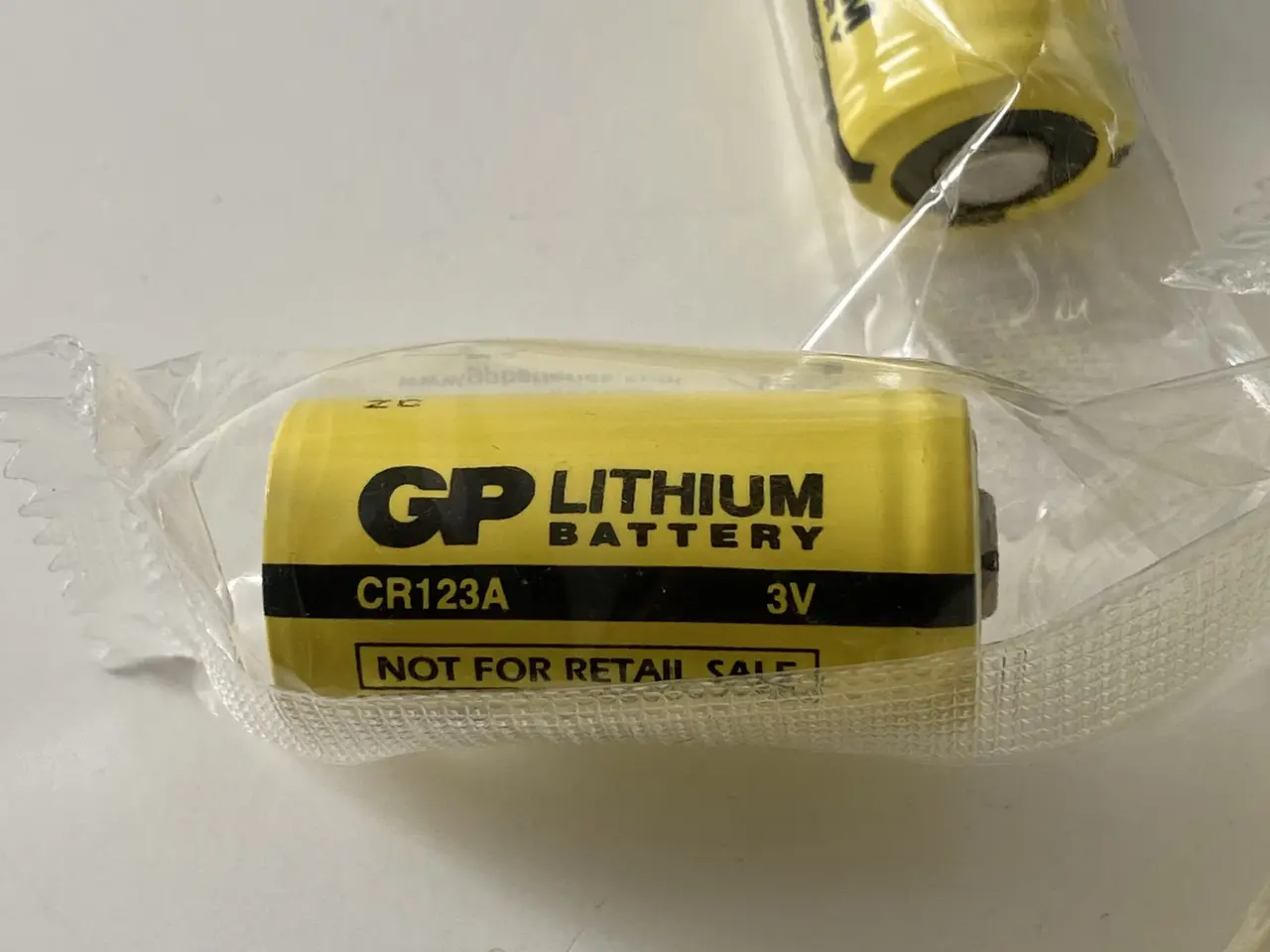 Billede 2 - GP Lithium CR123AZ 3V batteri med kabel – 2800 mAh
