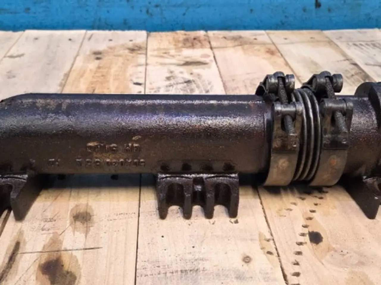 Billede 3 - Case 9120 Udstødningsmanifold 504046508