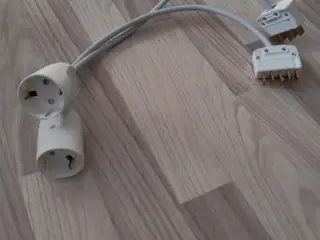 Overgangsstik Flerpolet til Schuko