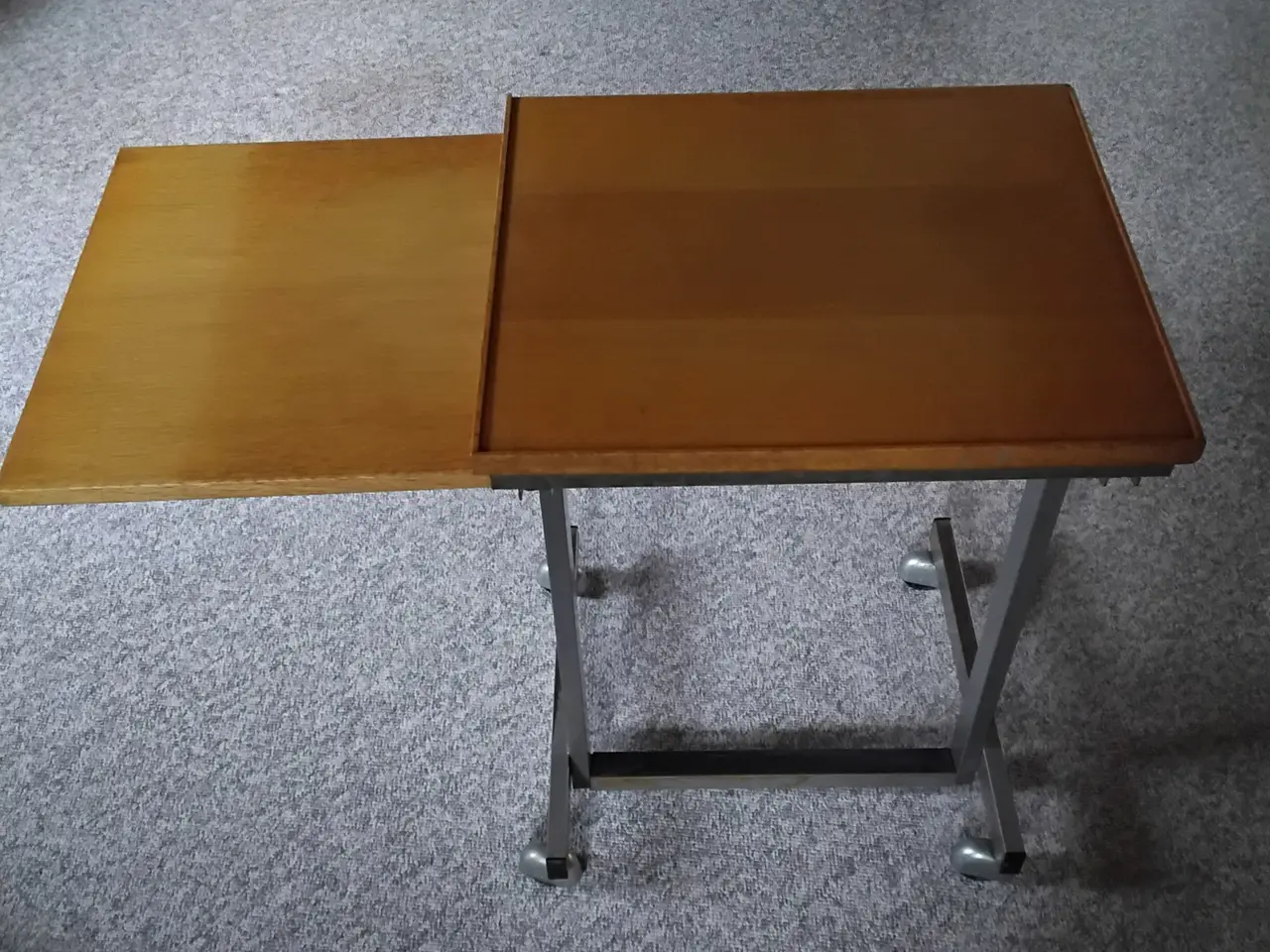 Billede 2 - Retro skrivemaskinebord / rullebord dobbelt udtræk