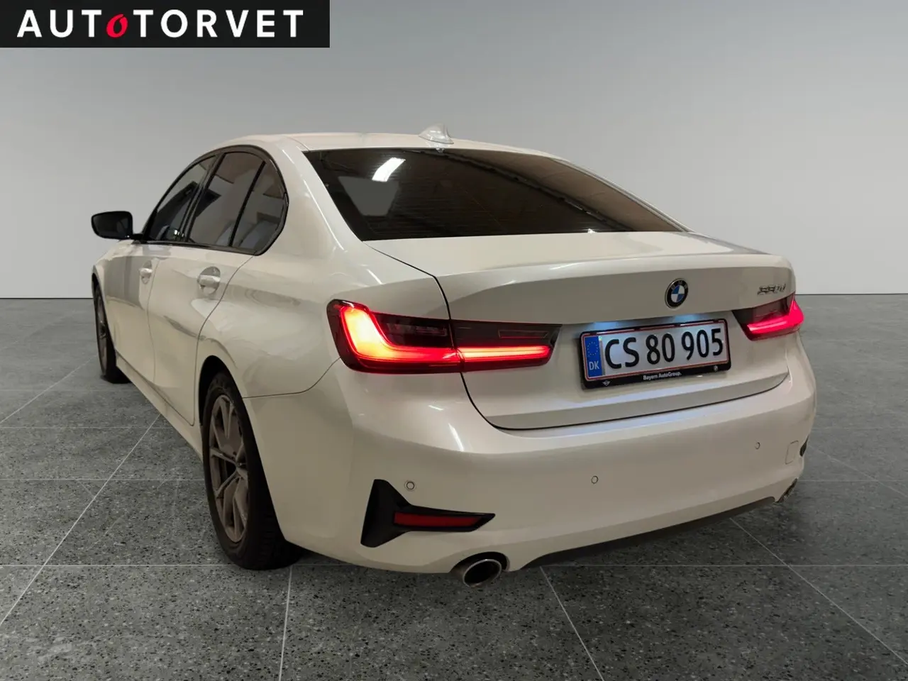 Billede 4 - BMW 330d 3,0 Sport Line aut.