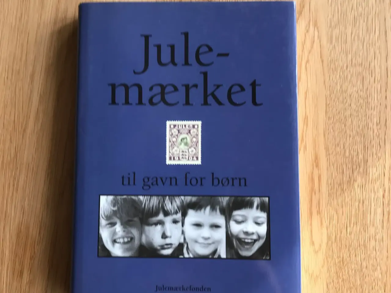 Billede 1 - Julemærket til gavn for børn