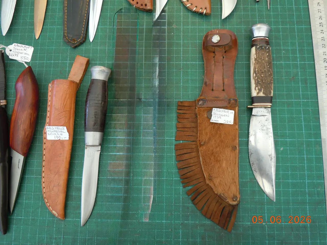 Billede 3 - Knive, dolke og daggerter.