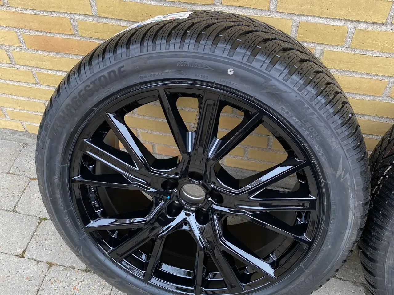 Billede 4 - 20” ID BUZZ Vinterdæk Bridgestone 