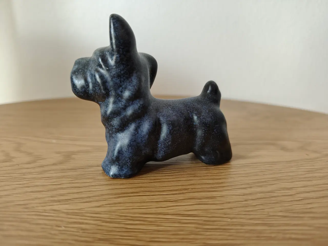 Billede 4 - Lille fin keramik hund
