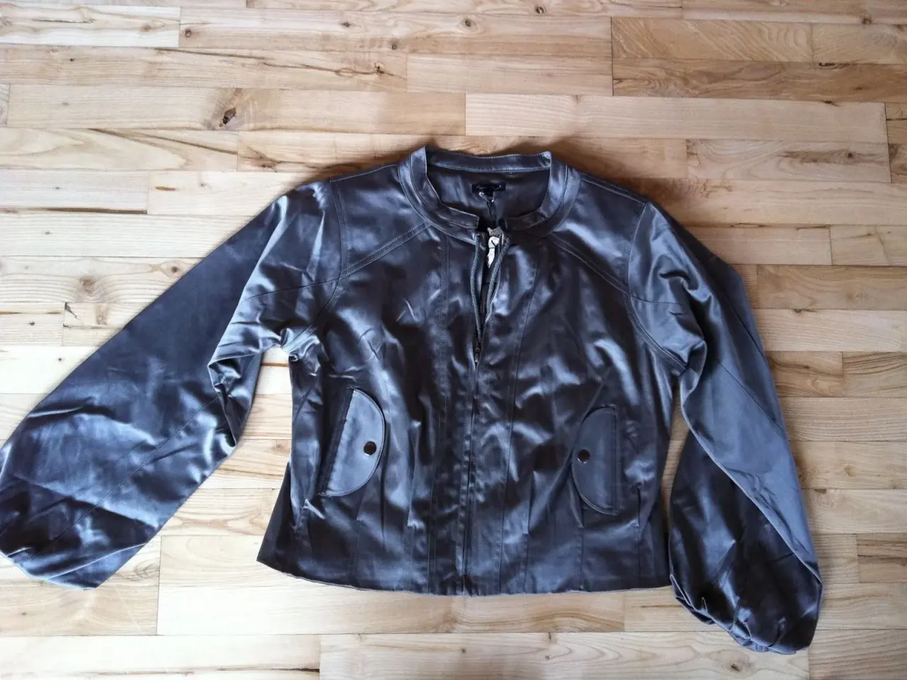 Billede 3 - Ny "Mira Mia" jakke, str: M, 200